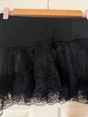 Spirit Halloween Black Lace Tulle Skirt Adult One Size Gothic Costume SKU030